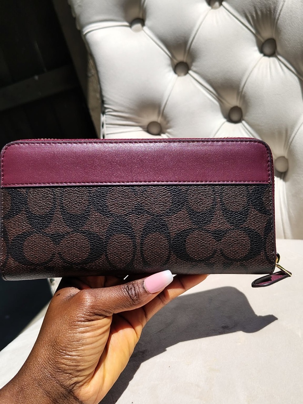 Coach Zip-Around Wallet in Burgundy and Chocolate Coach Signature - Picture 3 of 6